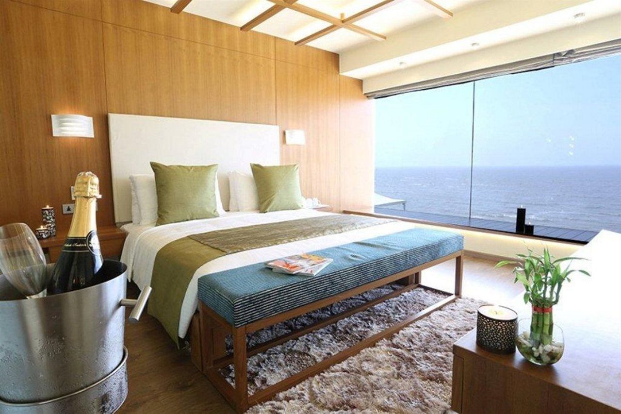 The Gold Beach Resort Даман Экстерьер фото
