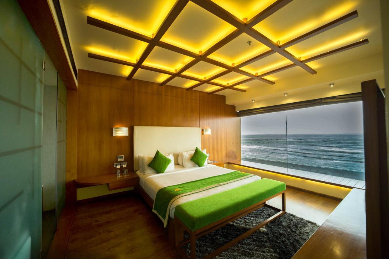 The Gold Beach Resort Даман Экстерьер фото