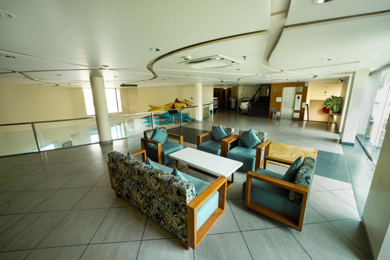 The Gold Beach Resort Даман Экстерьер фото